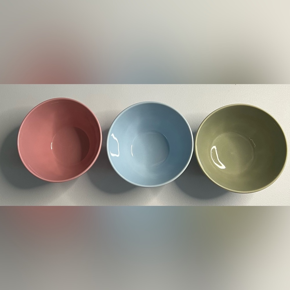 NIB Pier 1 Set of Three Mini Ceramic Bowls - Pink, Blue, and Green - Picture 2 of 2